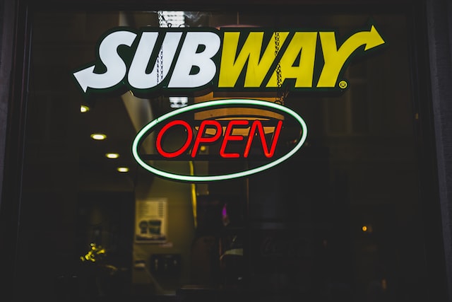 Marketing-mix-of-Subway